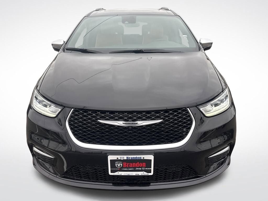 New 2026 Chrysler Pacifica Pinnacle image 8