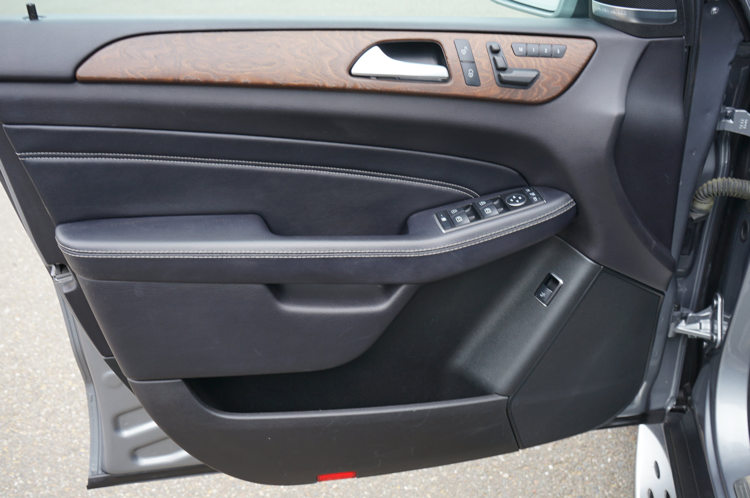 Used 2015 Mercedes-Benz ML 350 4MATIC image 18