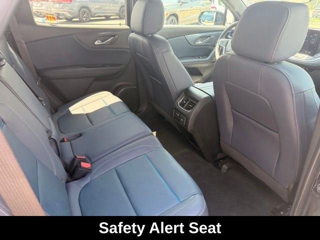 Used 2023 Chevrolet Blazer RS w/ Driver Confidence II Package FWD image 13