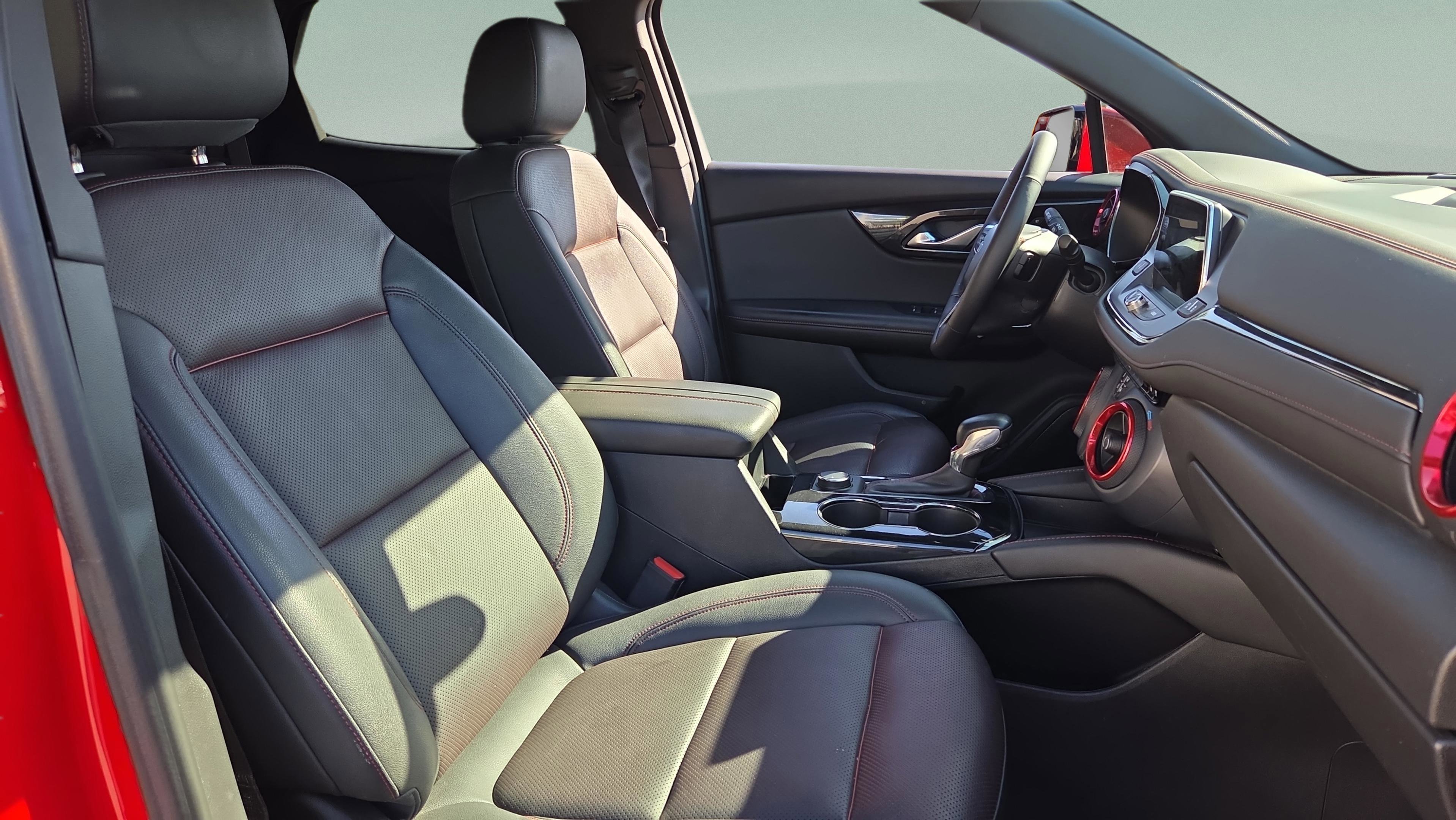 Used 2022 Chevrolet Blazer RS w/ Enhanced Convenience Package FWD image 19