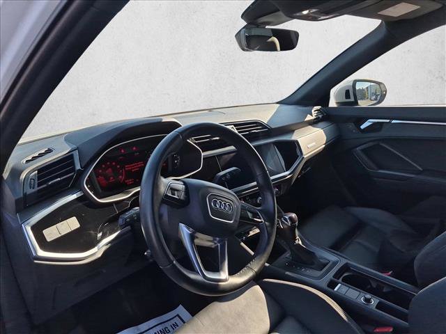 Used 2022 Audi Q3 2.0T Premium Plus w/ Premium Plus Package AWD/4WD image 10