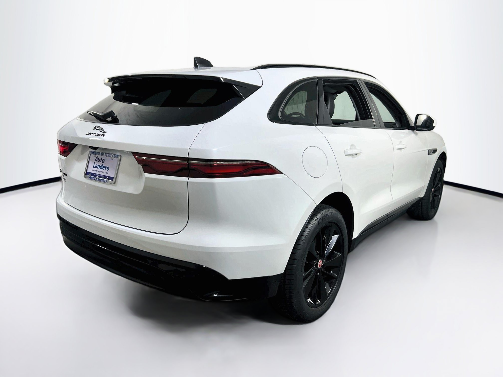 Used 2023 Jaguar F-PACE S AWD/4WD image 5