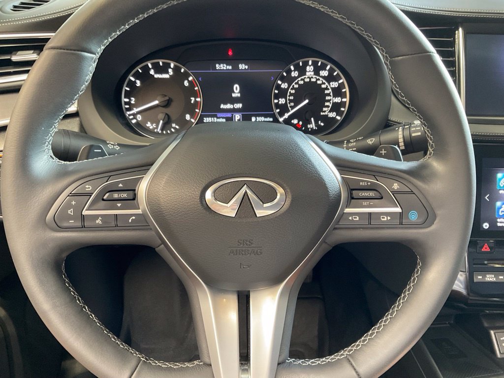 Used 2023 INFINITI QX50 Luxe AWD/4WD image 12