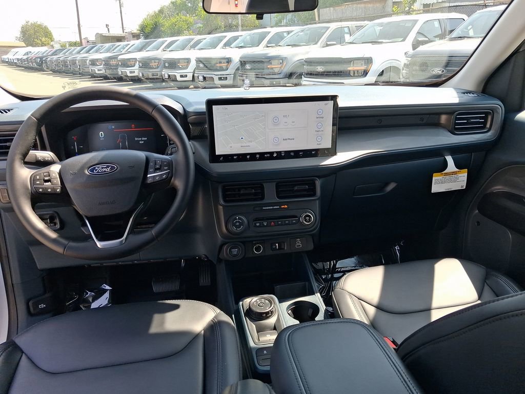 Used 2026 Ford Maverick Lariat w/ Black Appearance Package image 12