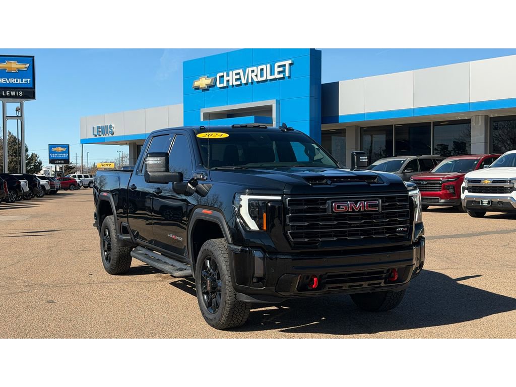 Used 2024 GMC Sierra 2500 AT4 w/ AT4 Preferred Package image 2