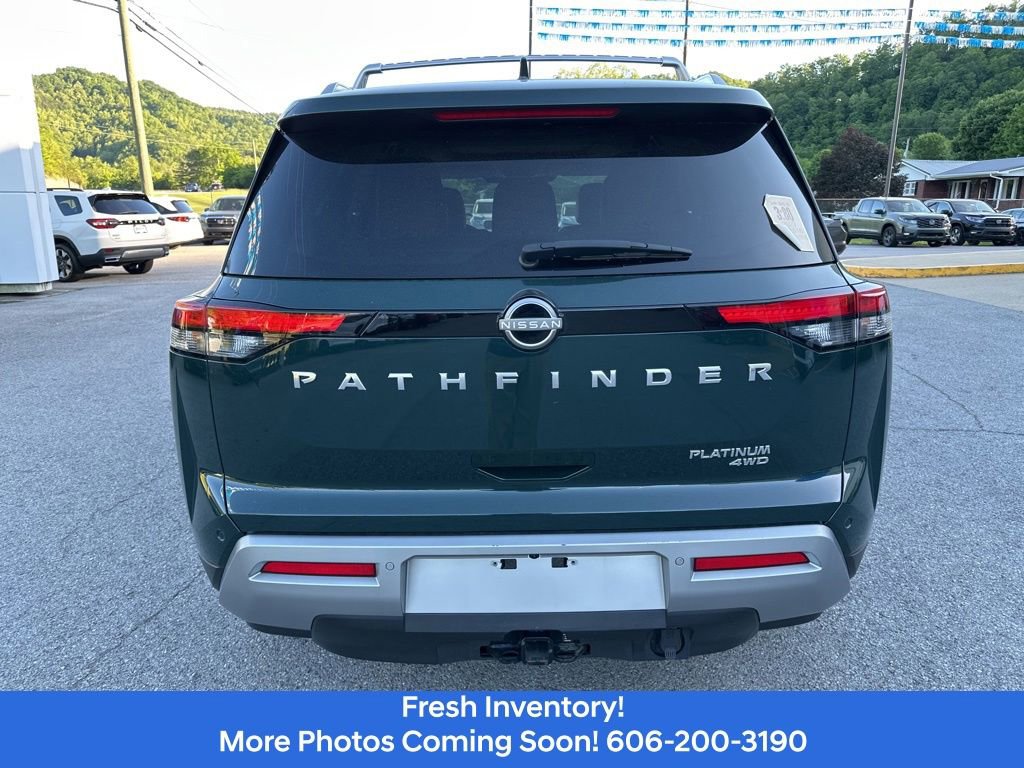 Used 2023 Nissan Pathfinder Platinum w/ Cargo Package AWD/4WD image 4
