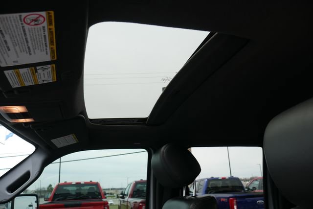 Used 2016 Ford F350 Platinum w/ FX4 Off-Road Package image 3