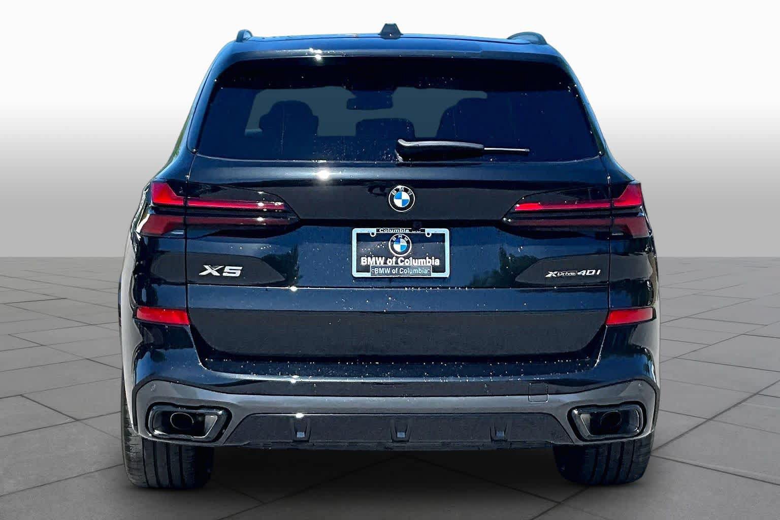 New 2026 BMW X5 xDrive40i w/ M Sport Package AWD/4WD image 4
