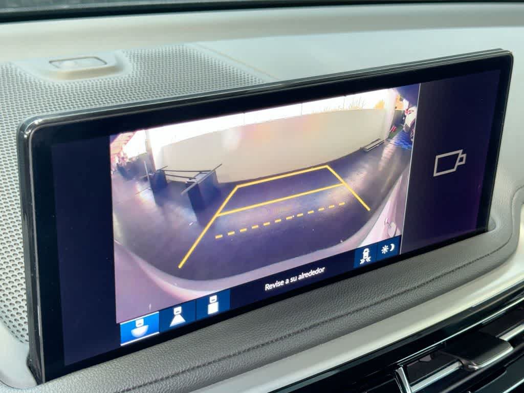 Used 2025 Acura MDX FWD image 18