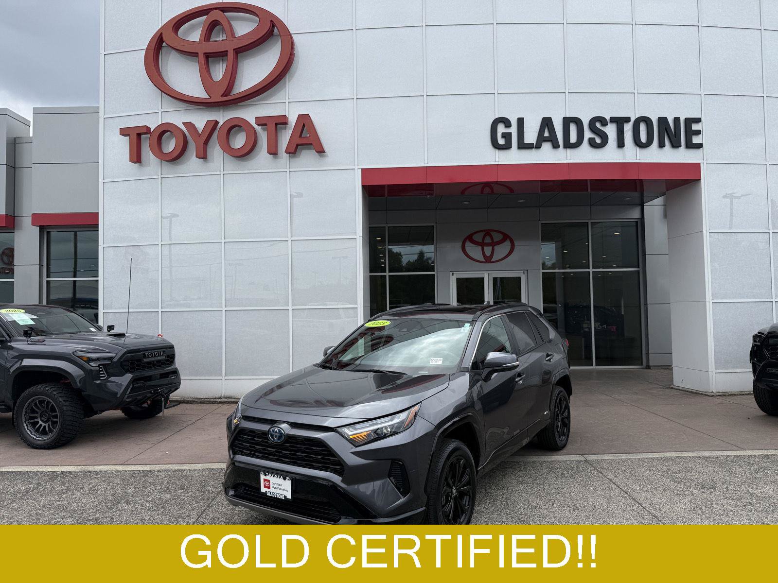 Certified 2023 Toyota RAV4 SE w/ Convenience Package AWD/4WD image 1