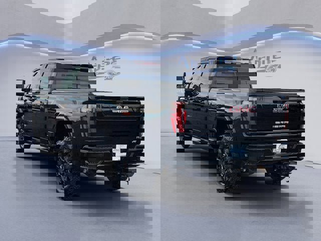 Used 2024 GMC Sierra 2500 AT4 w/ AT4 Premium Plus Package image 3