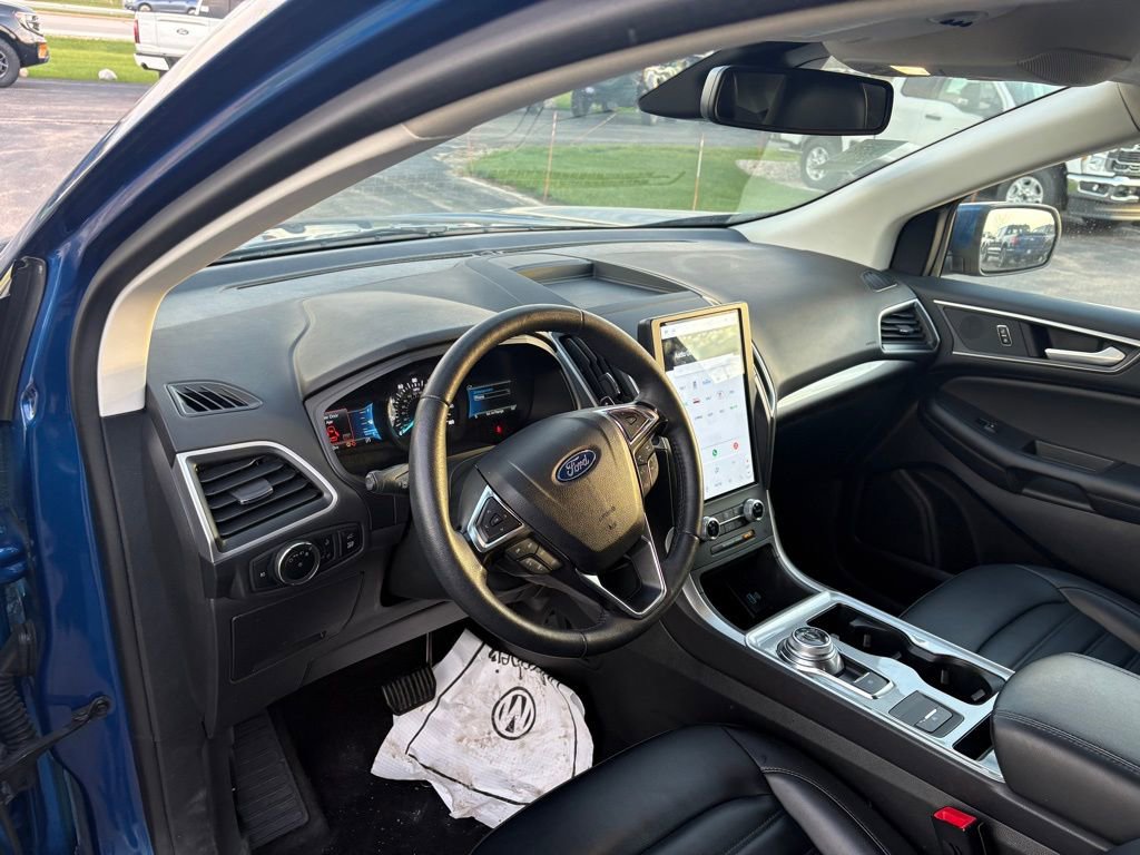 Used 2024 Ford Edge SEL w/ Convenience Package image 11