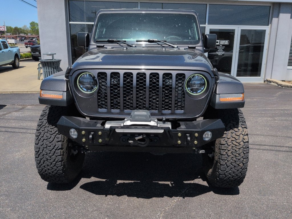 Used 2023 Jeep Gladiator Sport AWD/4WD image 2