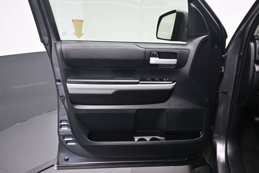 Used 2019 Toyota Tundra SR5 w/ SR5 Upgrade Package RWD image 9