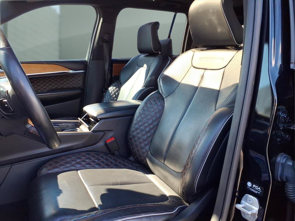 Certified 2023 Jeep Grand Cherokee Summit AWD/4WD image 16