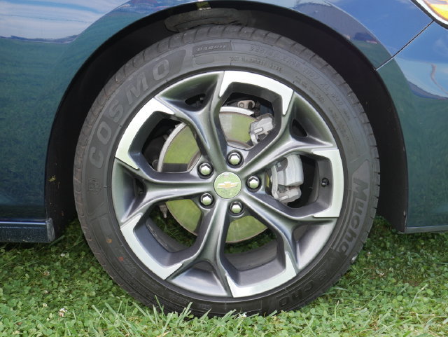 Used 2022 Chevrolet Malibu LT FWD image 11