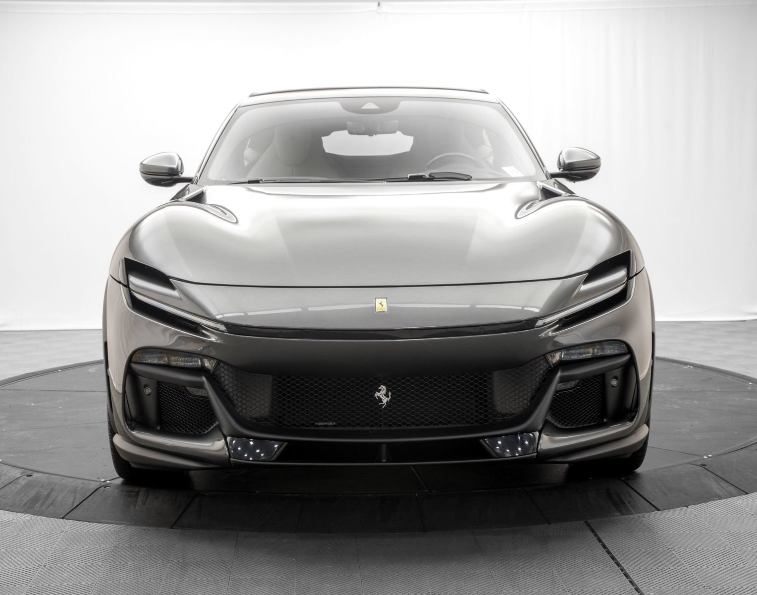 Used 2026 Ferrari Purosangue AWD/4WD image 2