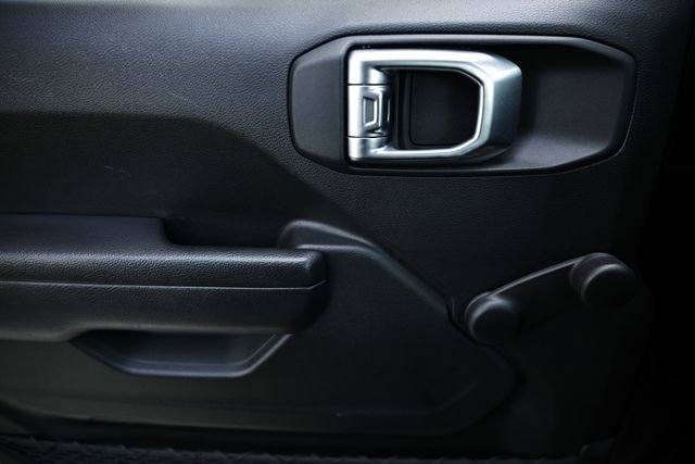 Used 2024 Jeep Wrangler Sport image 14