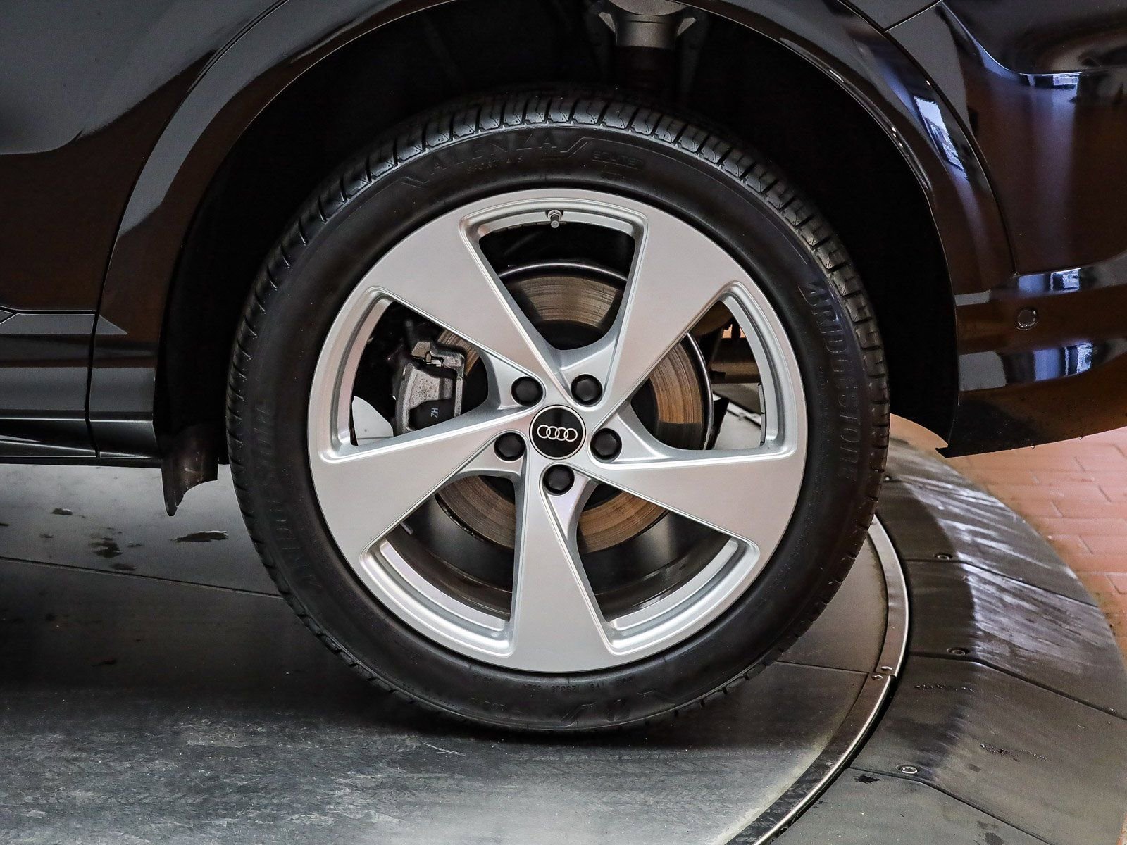 Certified 2025 Audi Q5 Premium Plus w/ Premium Plus image 11