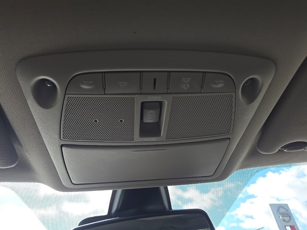 Used 2020 Nissan Maxima 3.5 SL w/ Floor Mat Group image 27