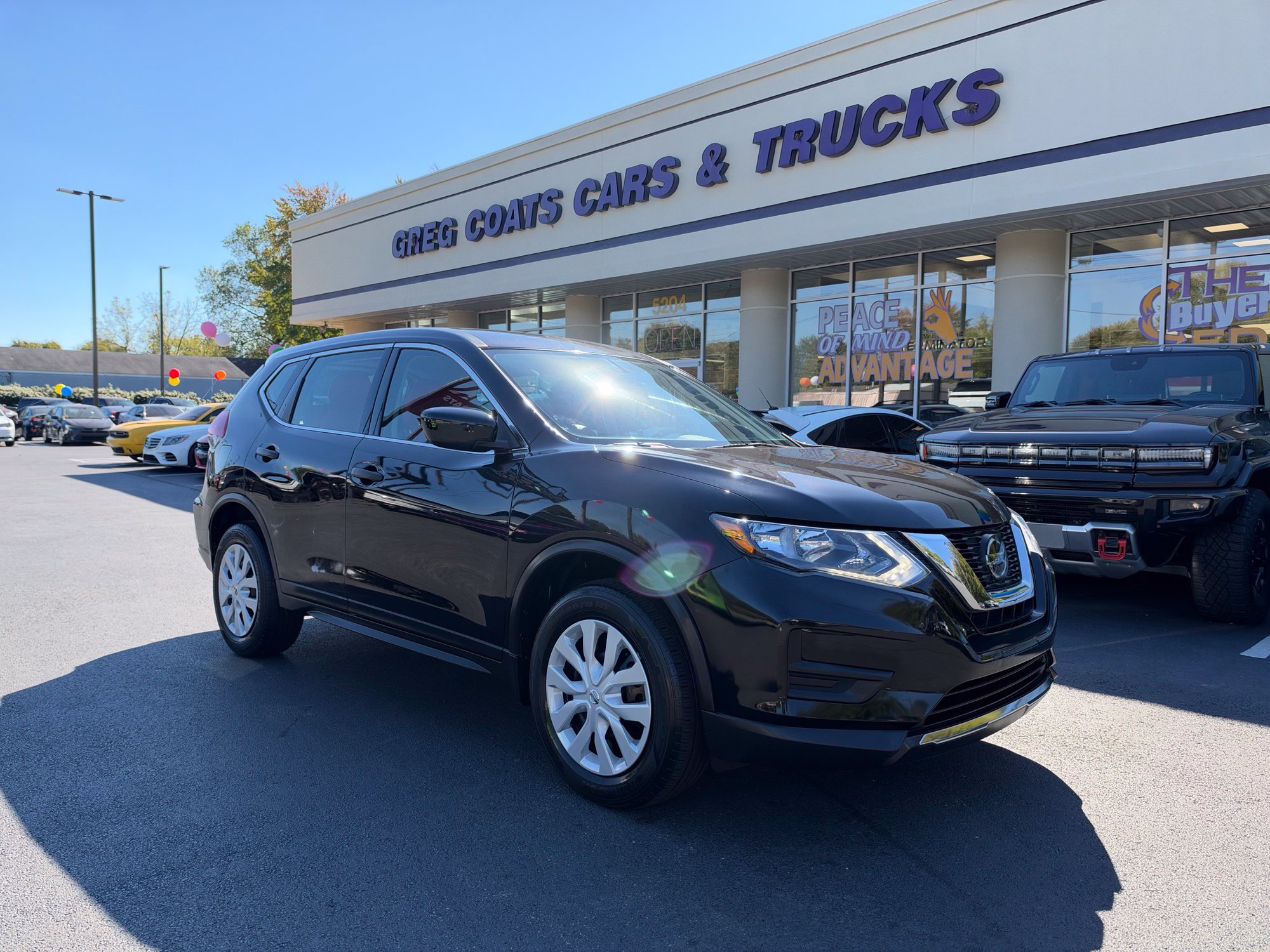 Used 2018 Nissan Rogue S AWD/4WD image 1