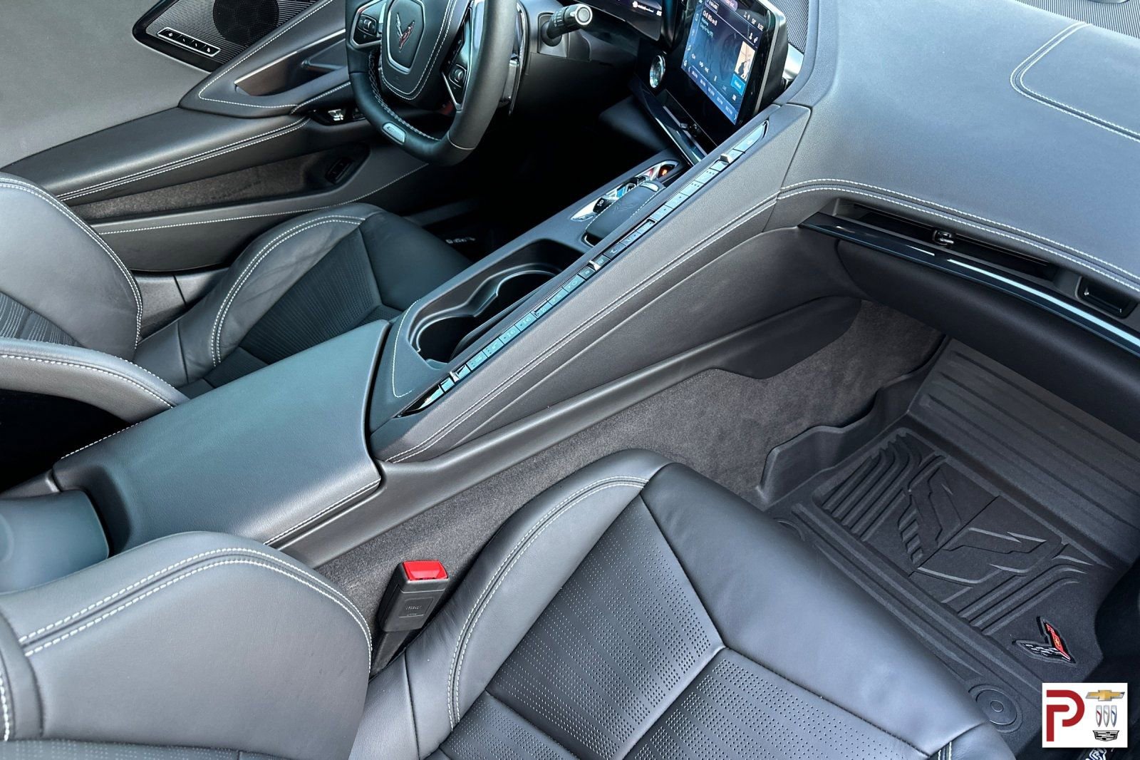 Used 2025 Chevrolet Corvette E-Ray w/ Stealth Interior Trim Package image 15