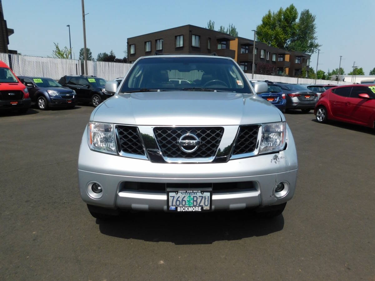 Used 2005 Nissan Pathfinder SE Off-Road w/ (P01) SE Off-Road Premium Pkg AWD/4WD image 21