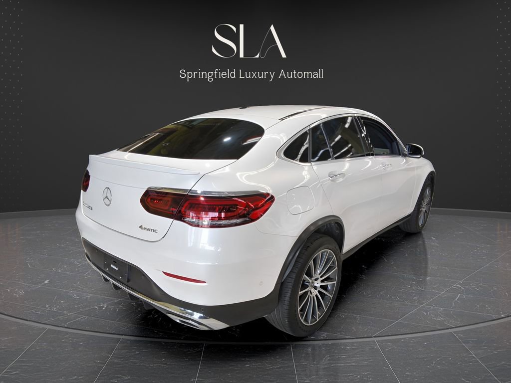 Used 2023 Mercedes-Benz GLC 300 4MATIC Coupe image 4