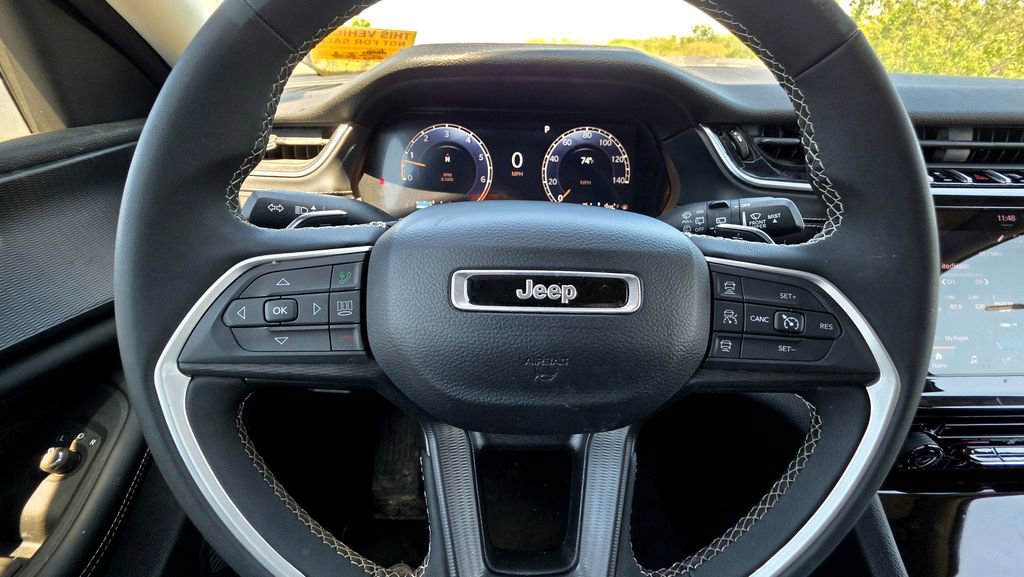Used 2024 Jeep Grand Cherokee L Laredo AWD/4WD image 22