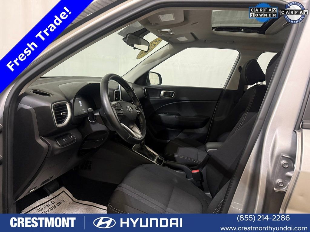 Certified 2023 Hyundai Venue SEL FWD image 23