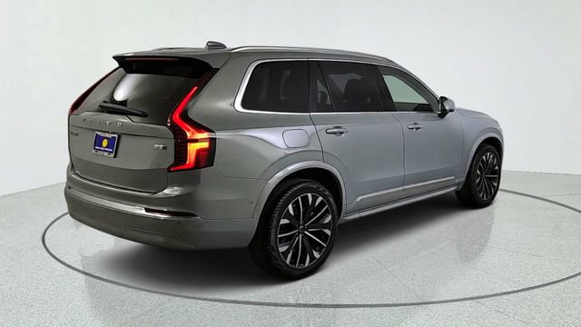 New 2026 Volvo XC90 B5 Plus w/ Protection Package Premier AWD/4WD image 7