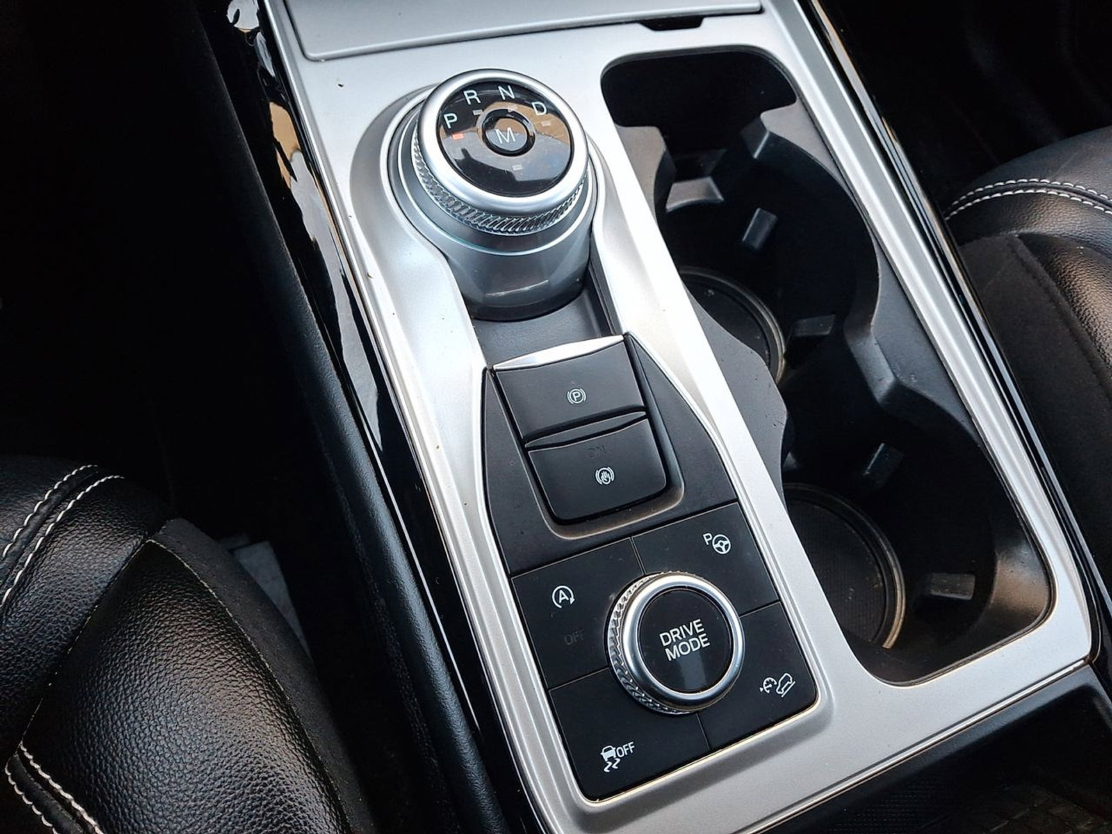 Used 2021 Ford Explorer ST w/ Equipment Group 401A image 26