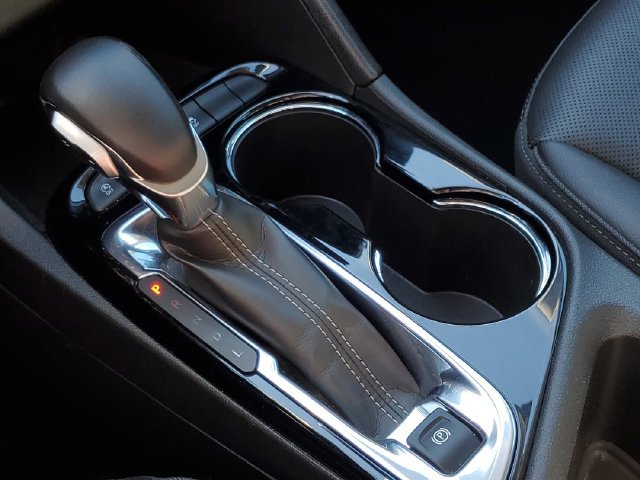 Used 2024 Buick Encore GX Sport Touring FWD image 22