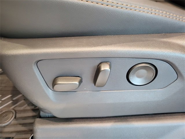 New 2026 GMC Sierra 2500 AT4 w/ AT4 Premium Plus Package image 6