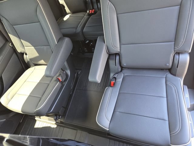 New 2026 GMC Yukon Elevation w/ Elevation Premium Package AWD/4WD image 34