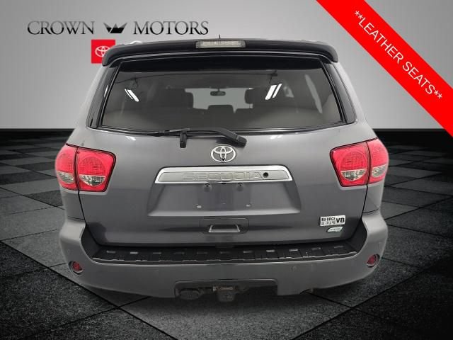 Used 2017 Toyota Sequoia Platinum AWD/4WD image 5