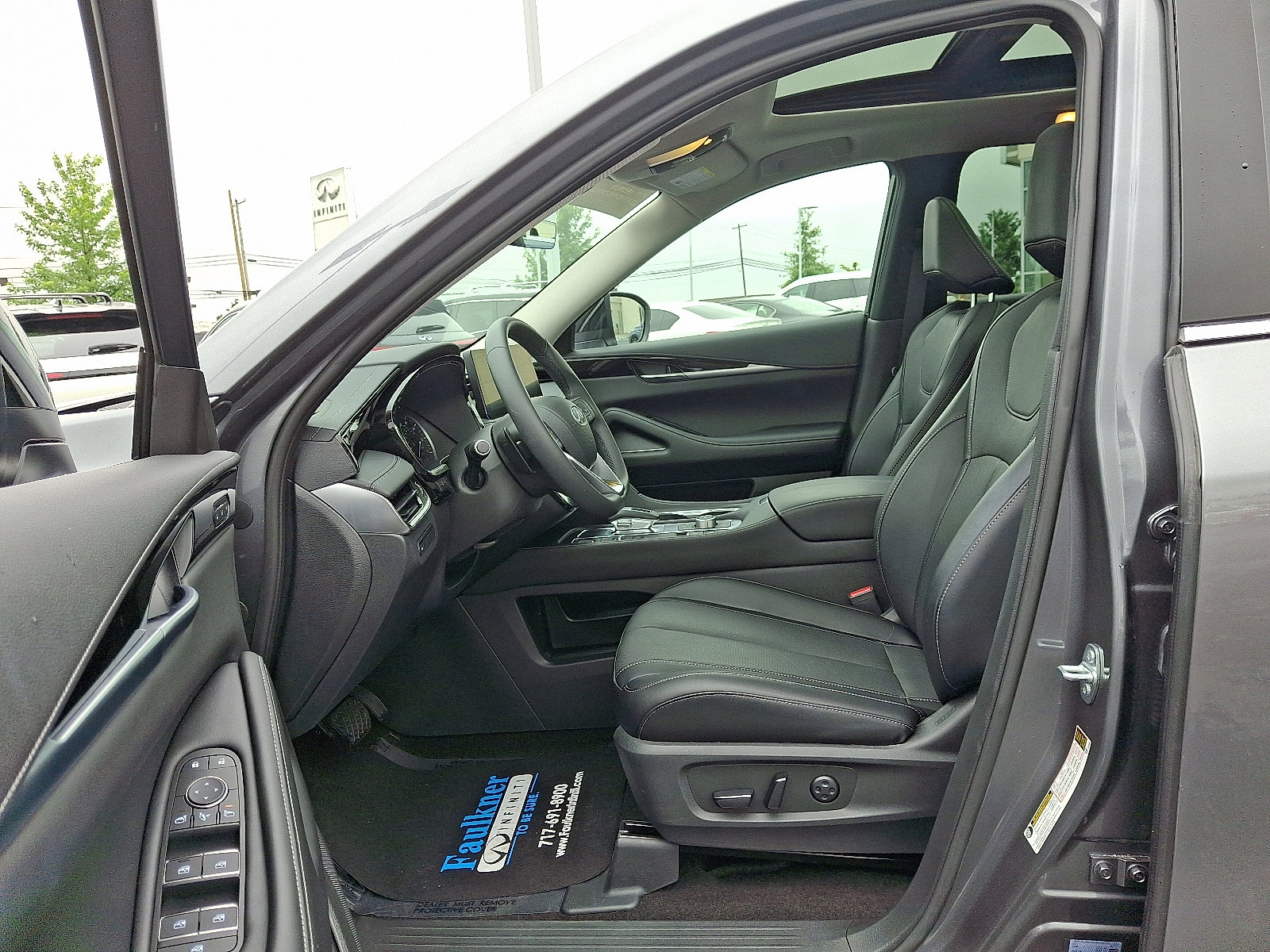 Certified 2024 INFINITI QX60 Pure image 14
