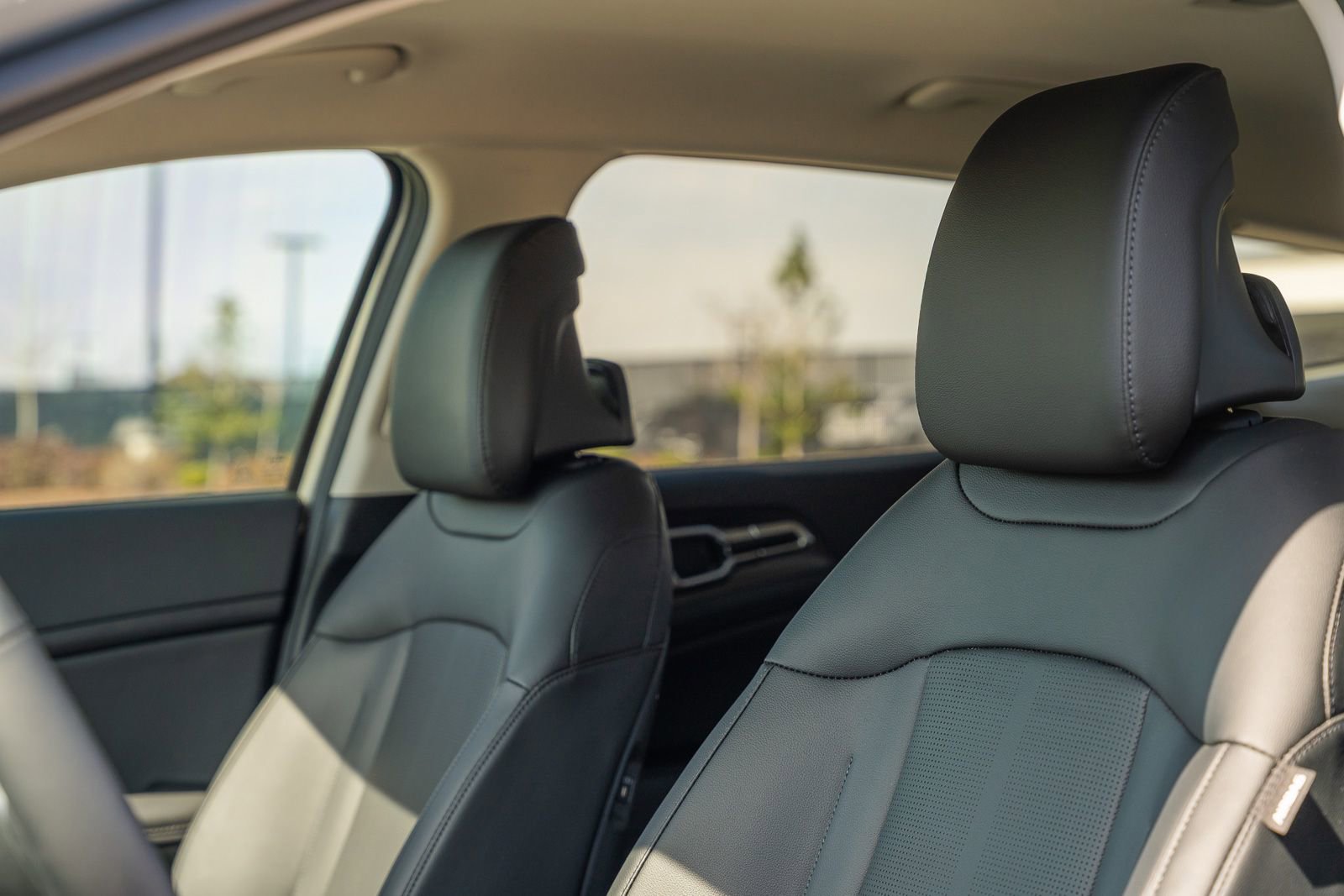 New 2026 Kia Sportage EX image 21