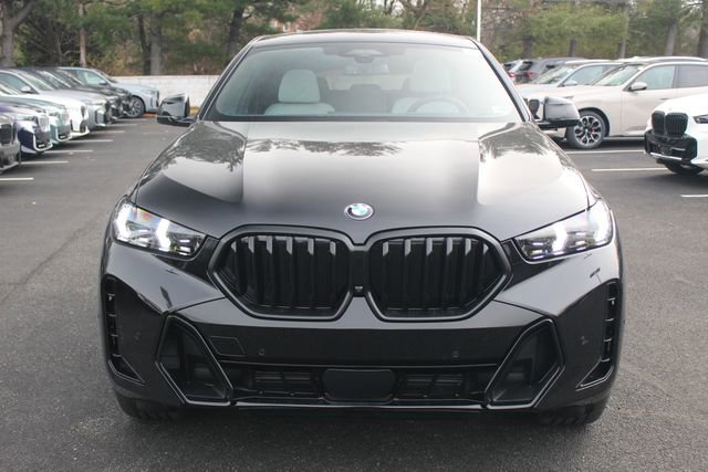 New 2026 BMW X6 xDrive40i image 2