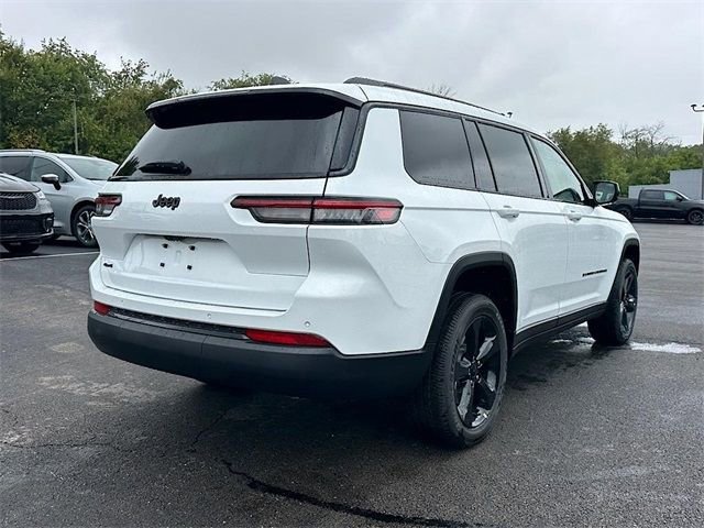 New 2025 Jeep Grand Cherokee L Altitude image 7