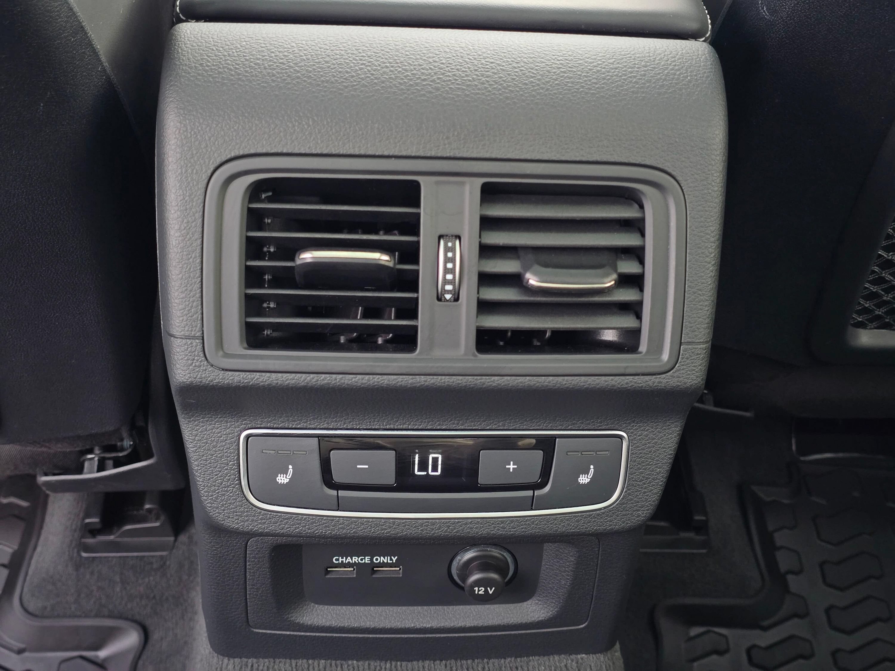 Used 2023 Audi SQ5 Prestige AWD/4WD image 18
