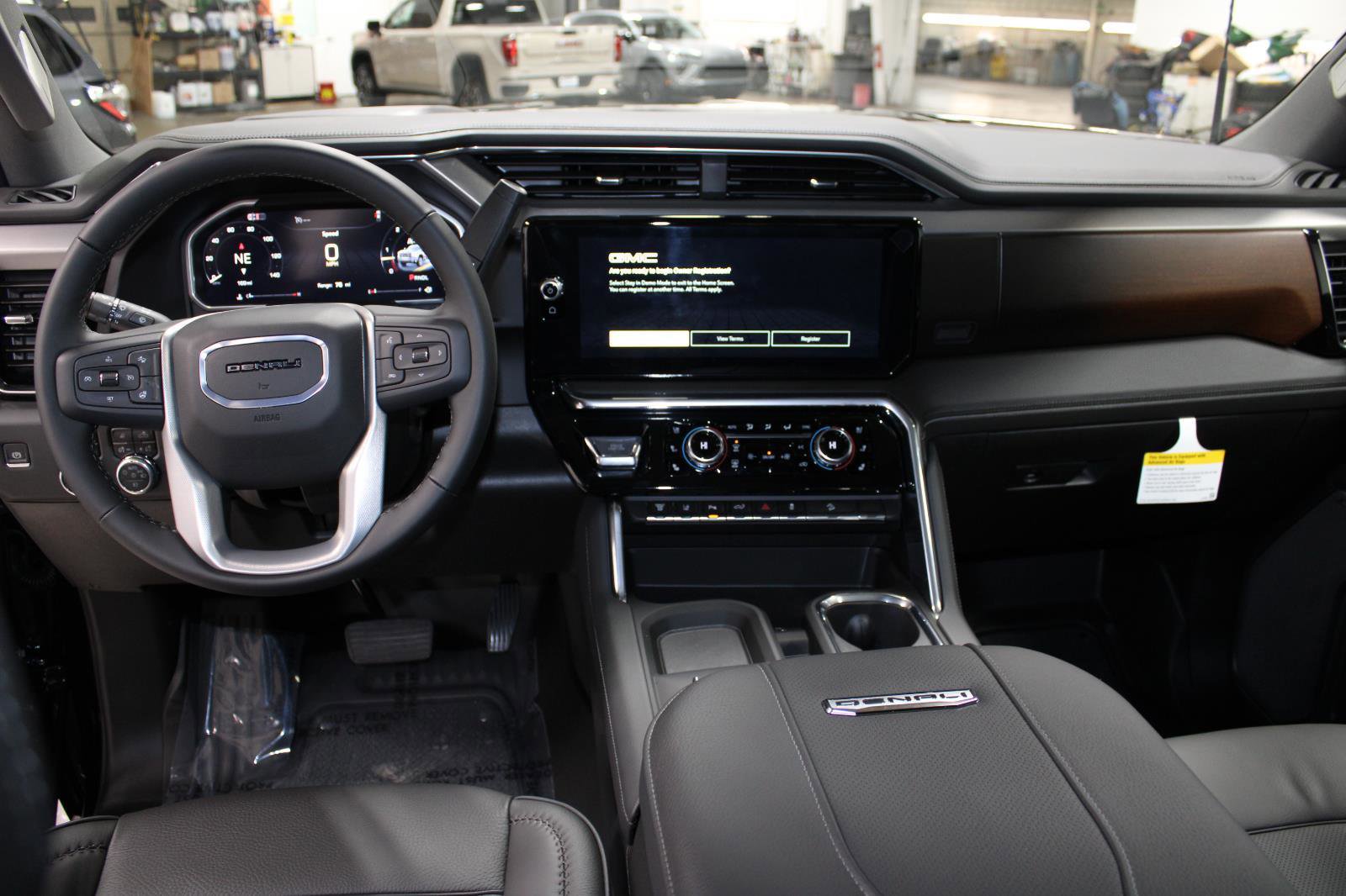 New 2026 GMC Sierra 2500 Denali w/ Denali Reserve Package image 39