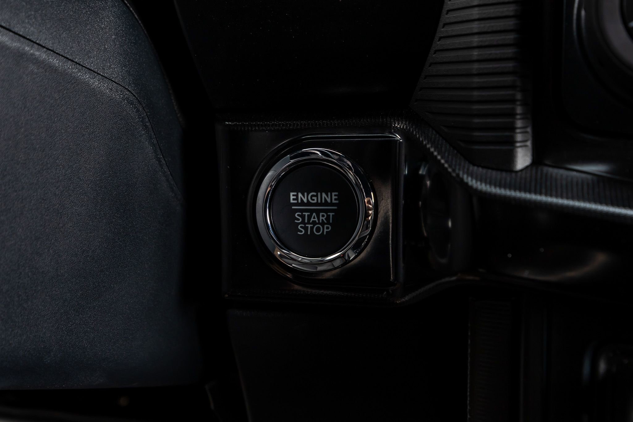 Used 2025 Ford F150 Raptor w/ Equipment Group 803A Raptor R image 23