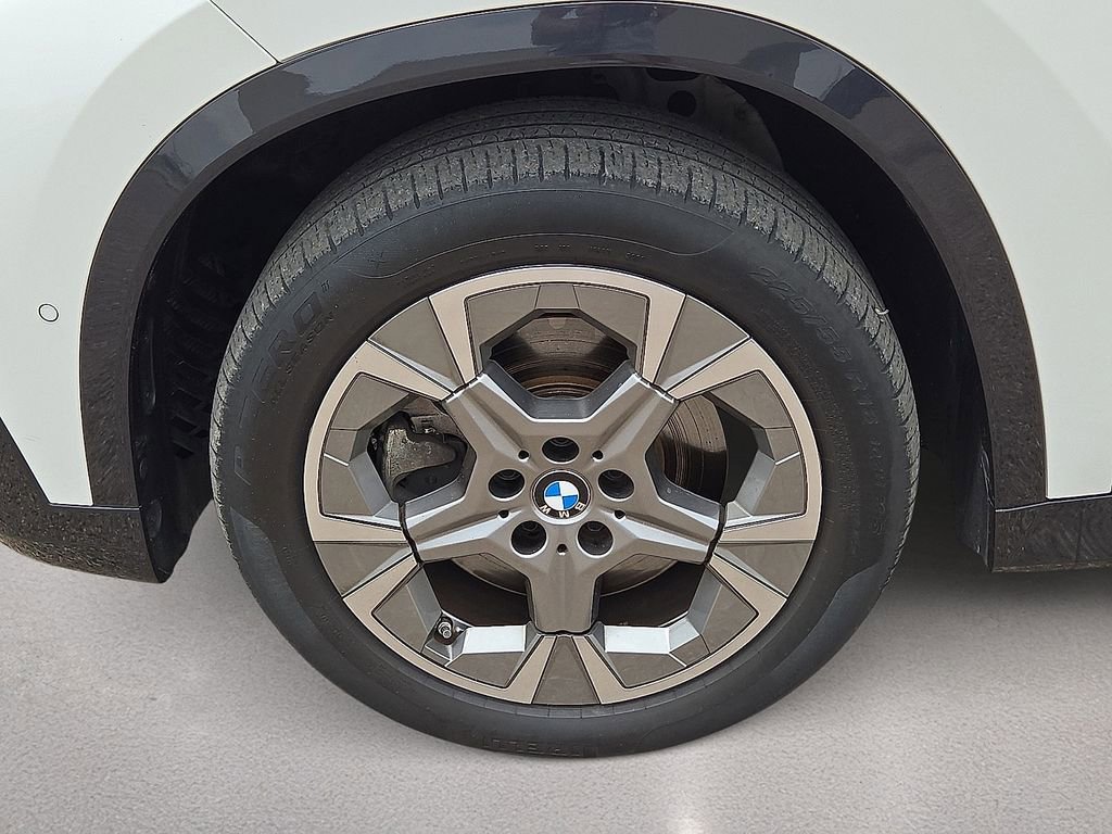 Used 2023 BMW X1 xDrive28i w/ Convenience Package AWD/4WD image 10