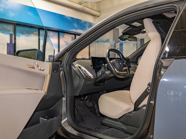 Certified 2023 BMW iX xDrive50 w/ Sport Package AWD/4WD image 11