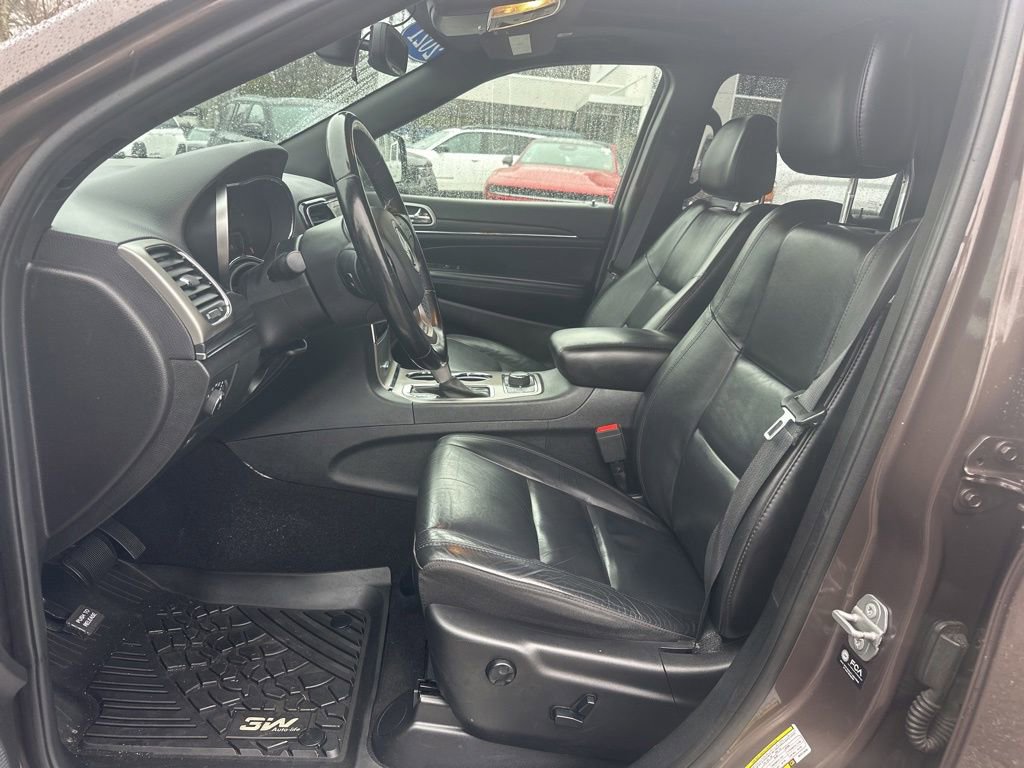 Used 2021 Jeep Grand Cherokee Limited AWD/4WD image 13