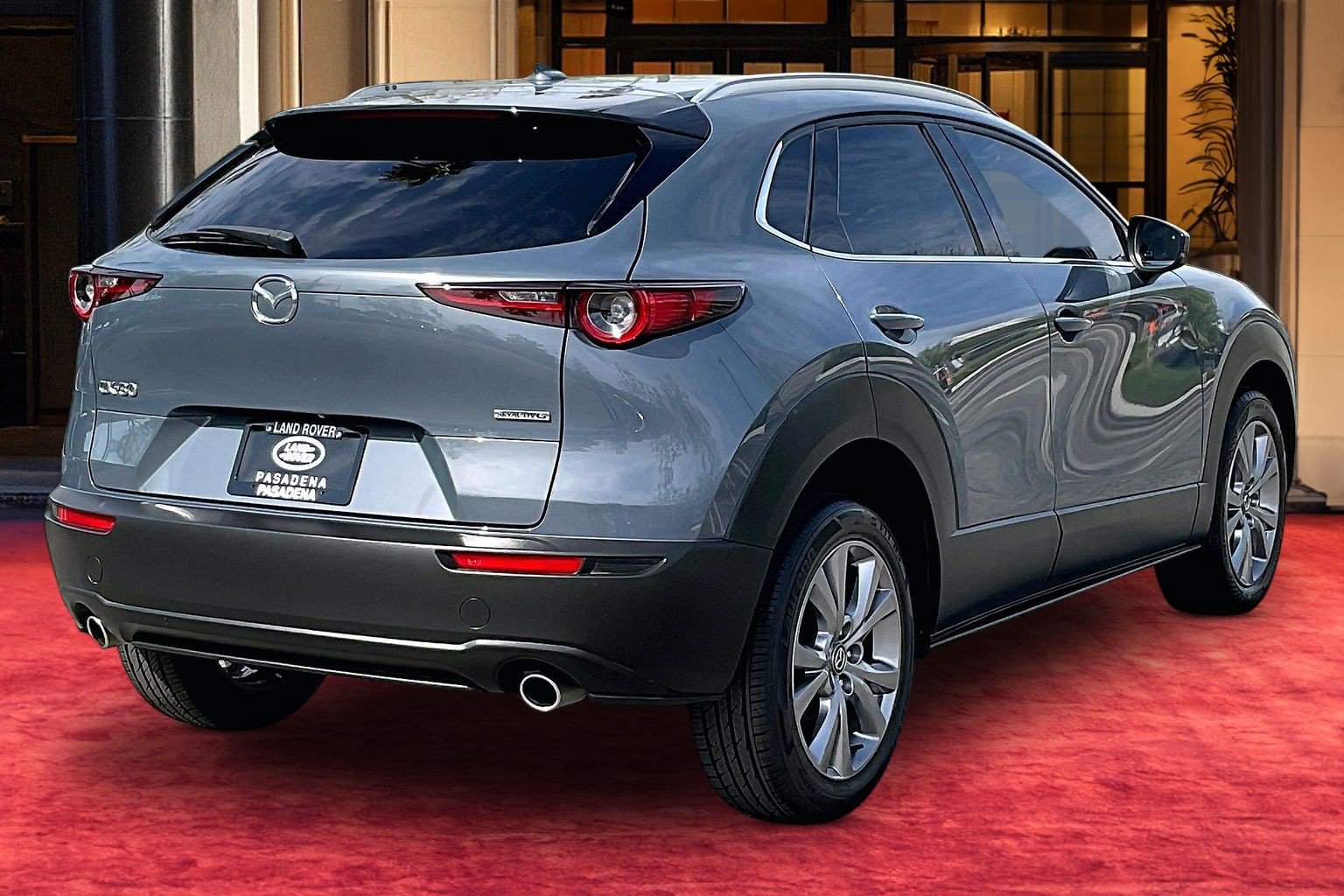 Used 2021 MAZDA CX-30 FWD 2.5 S w/ Premium Package image 12