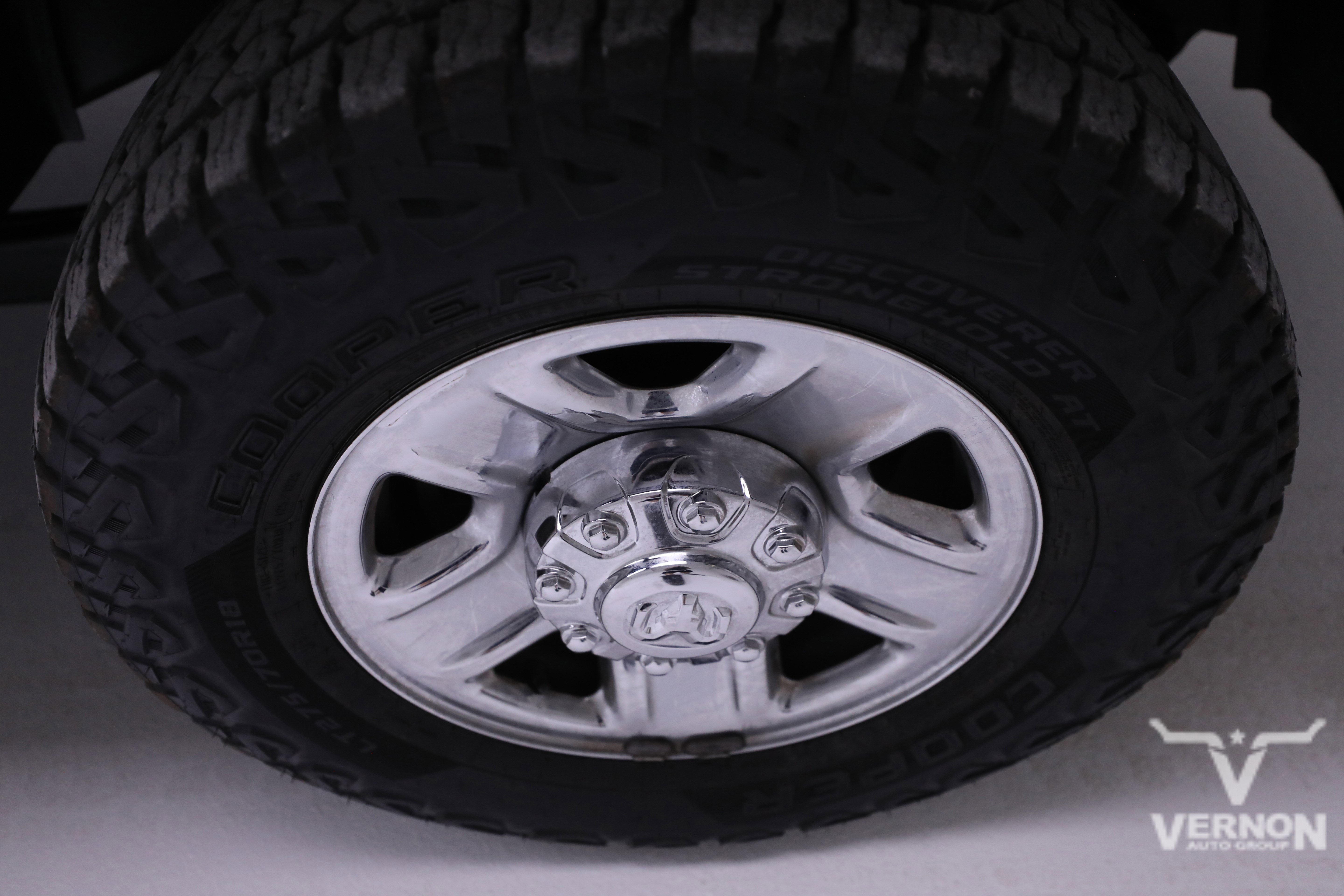 Used 2024 RAM 2500 Tradesman w/ Chrome Appearance Group image 30