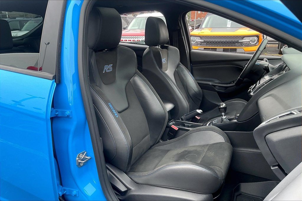 Used 2017 Ford Focus RS AWD/4WD image 6