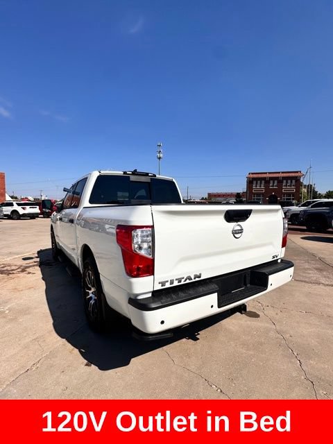 Certified 2024 Nissan Titan SV w/ SV Convenience Package RWD image 12